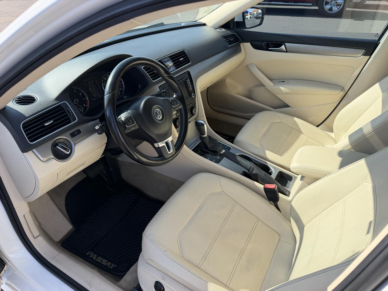 Volkswagen Passat SE PZEV 6A 2015