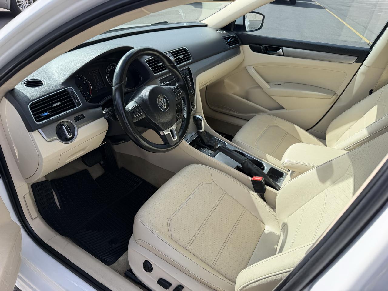 Volkswagen Passat SE PZEV 6A 2015
