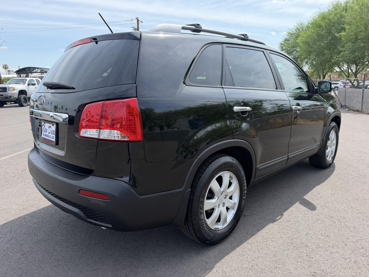 Kia Sorento LX 2WD 2012