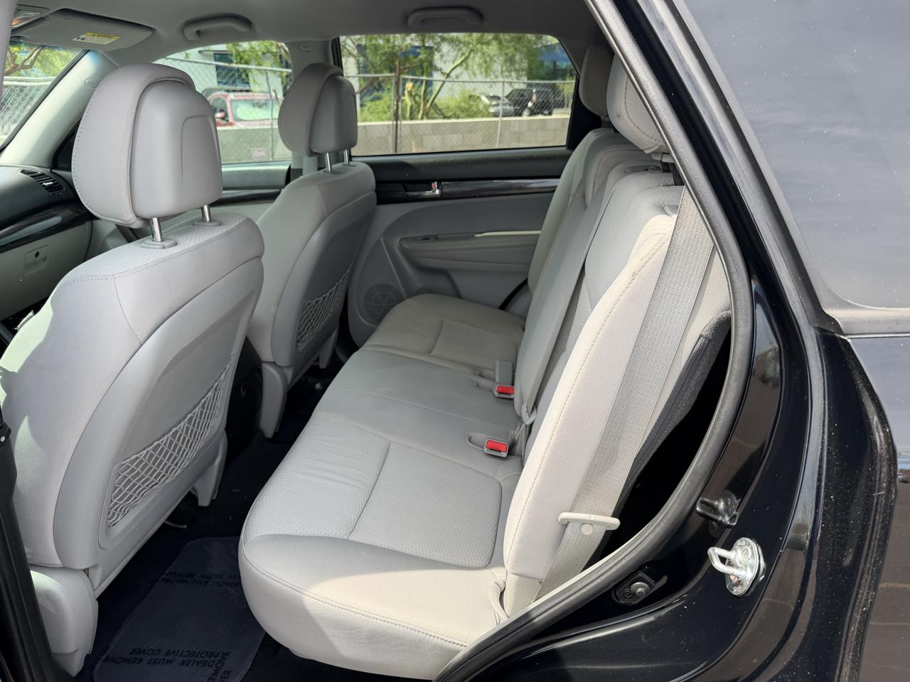Kia Sorento LX 2WD 2012
