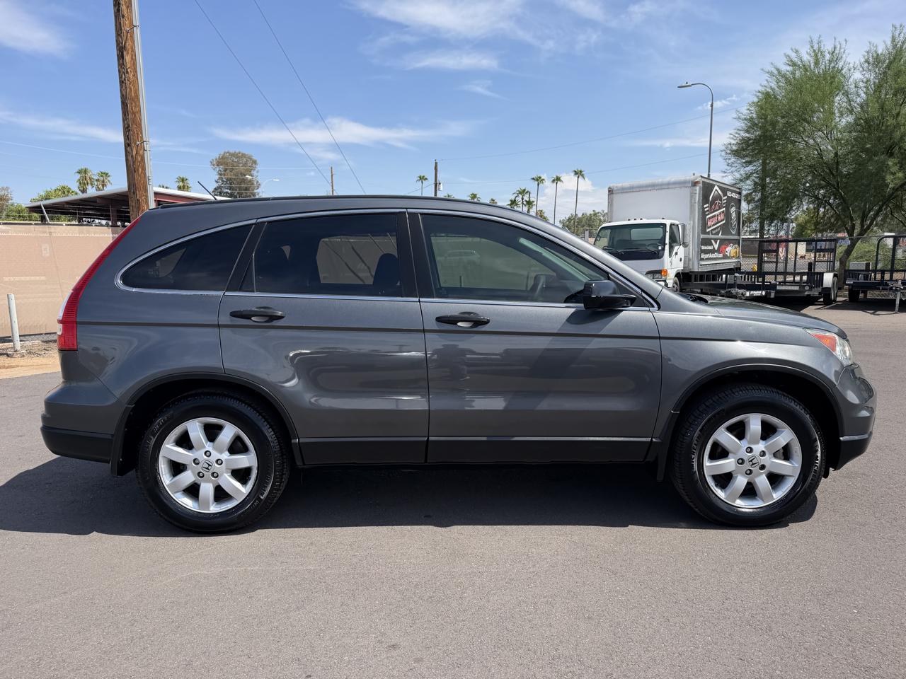 Honda CR-V SE 2WD 5-Speed AT 2011