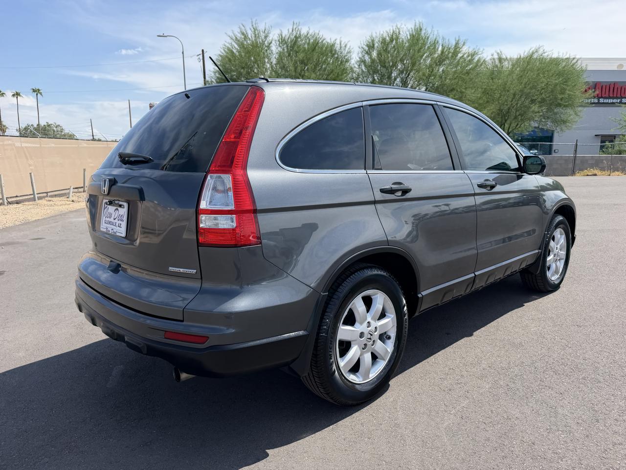 Honda CR-V SE 2WD 5-Speed AT 2011