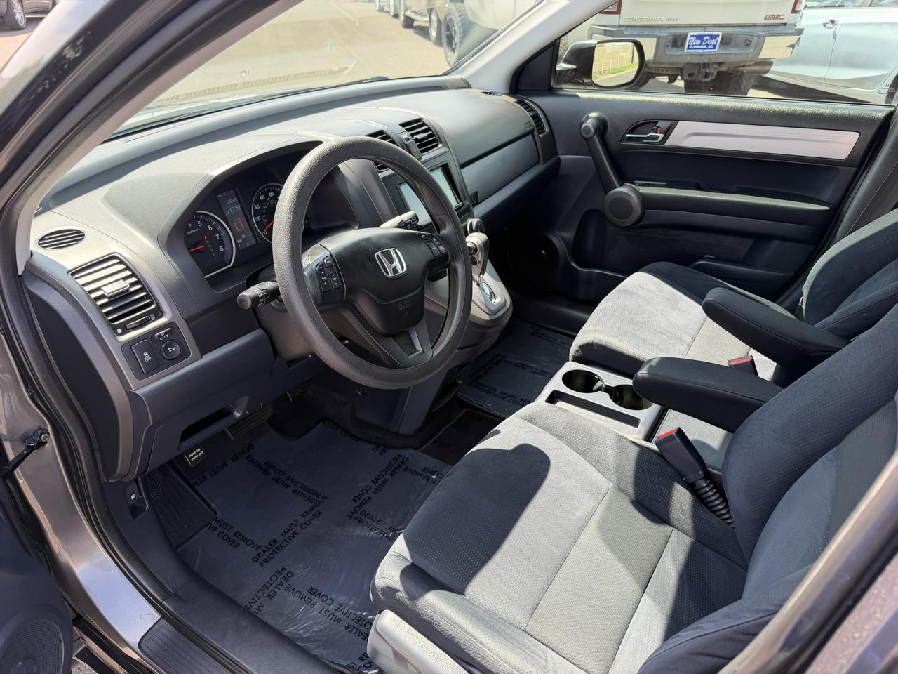 Honda CR-V SE 2WD 5-Speed AT 2011