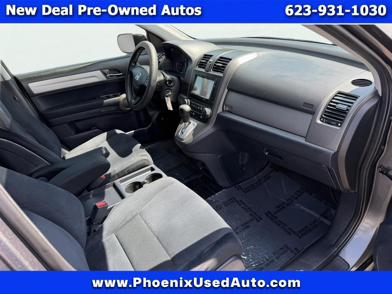 Honda CR-V SE 2WD 5-Speed AT 2011