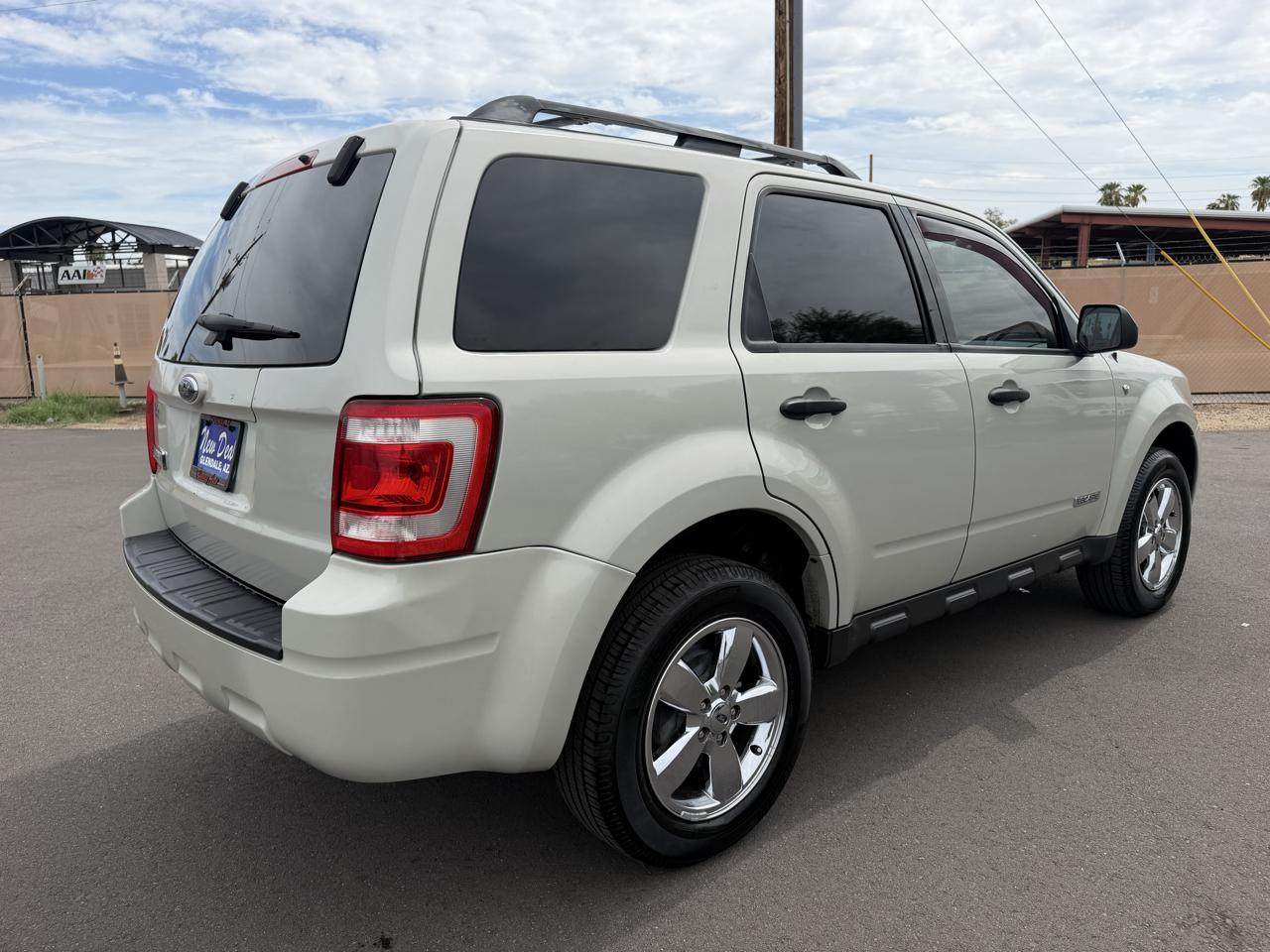 Ford Escape XLT 2WD V6 2008