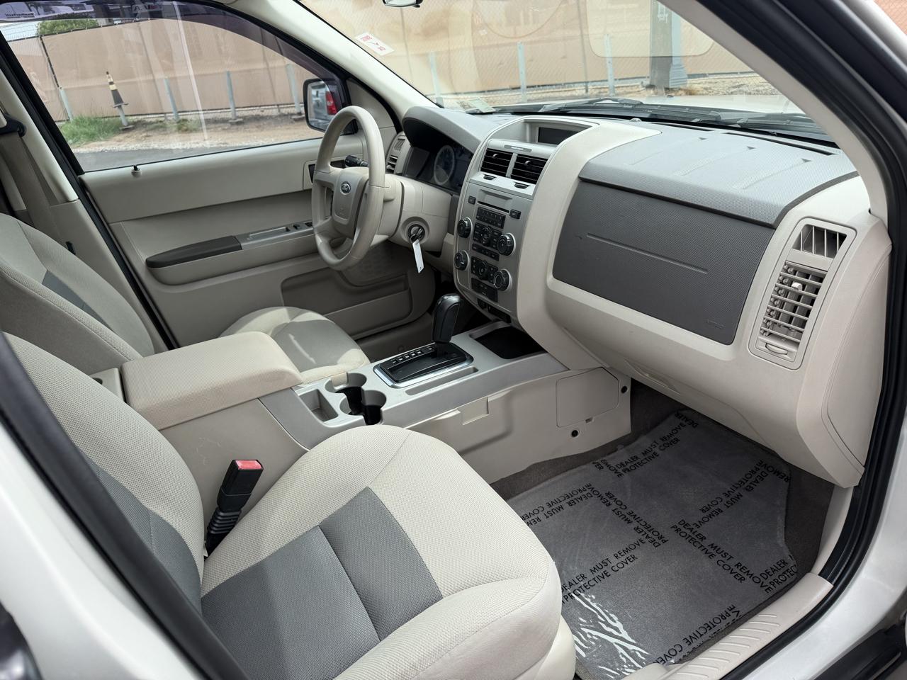 Ford Escape XLT 2WD V6 2008