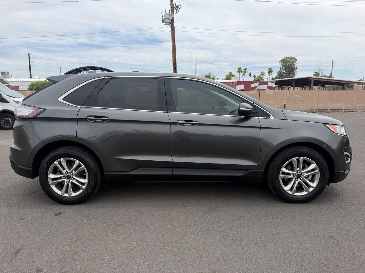 Ford Edge SEL FWD 2016