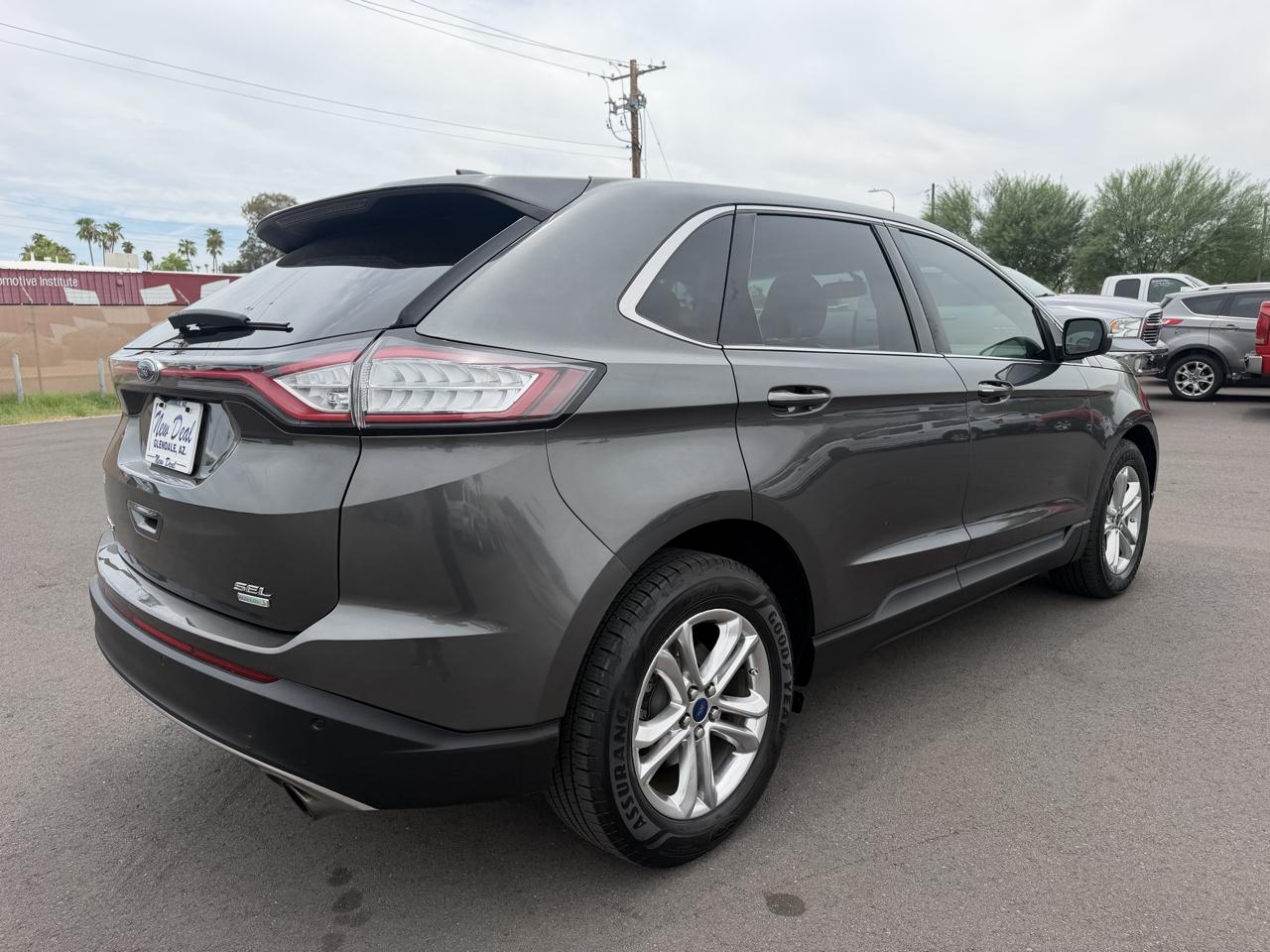 Ford Edge SEL FWD 2016