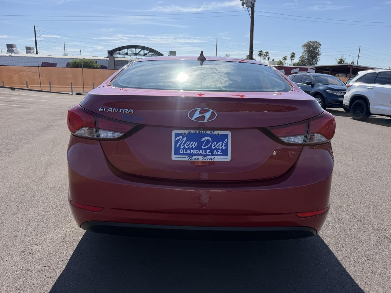 Hyundai Elantra SE 6AT 2015