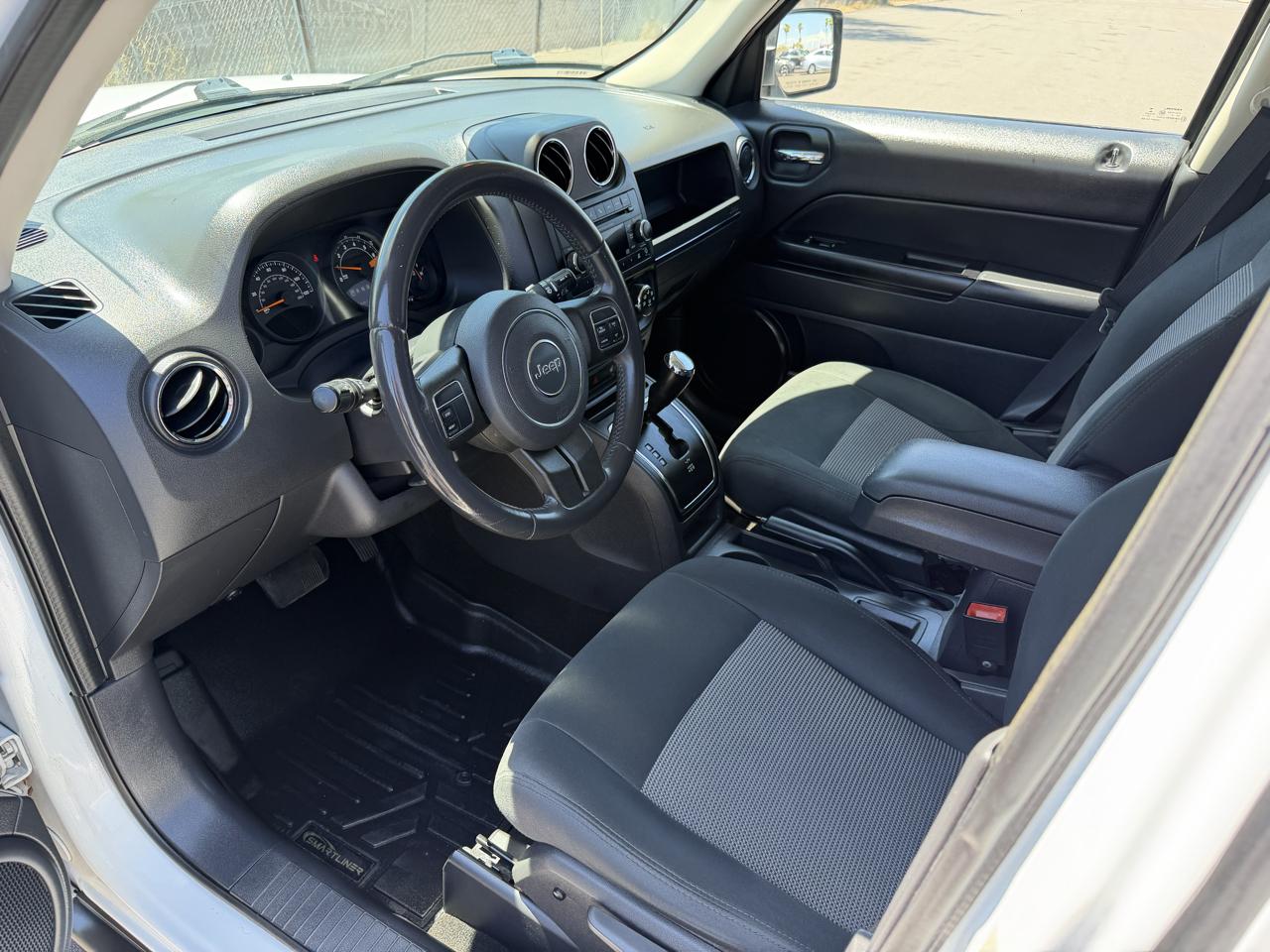 Jeep Patriot Latitude 2WD 2014