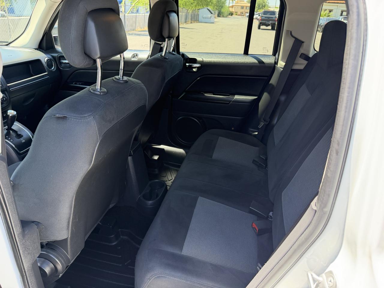 Jeep Patriot Latitude 2WD 2014