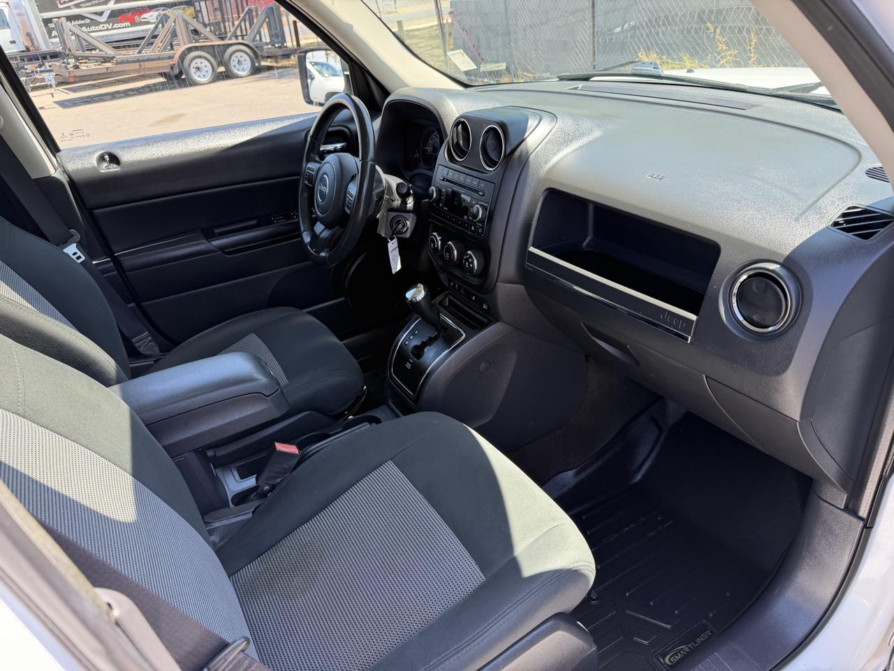 Jeep Patriot Latitude 2WD 2014