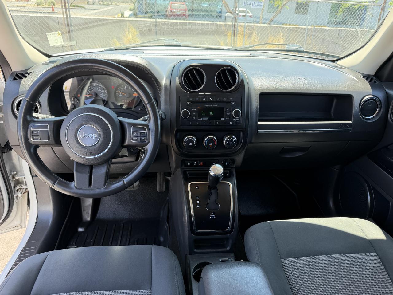 Jeep Patriot Latitude 2WD 2014