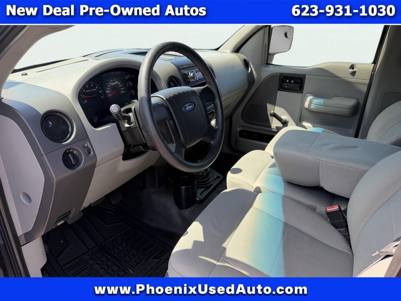 Ford F-150 2WD Reg Cab 122.5" XL 2007