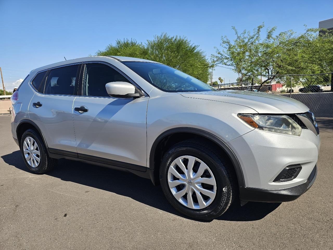 Nissan Rogue S 2WD 2016