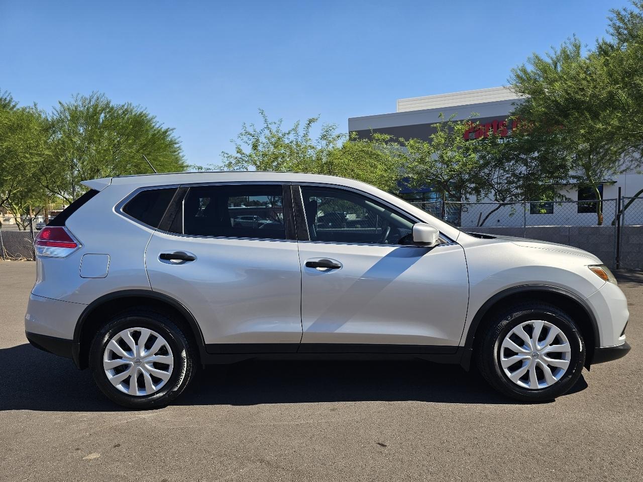 Nissan Rogue S 2WD 2016