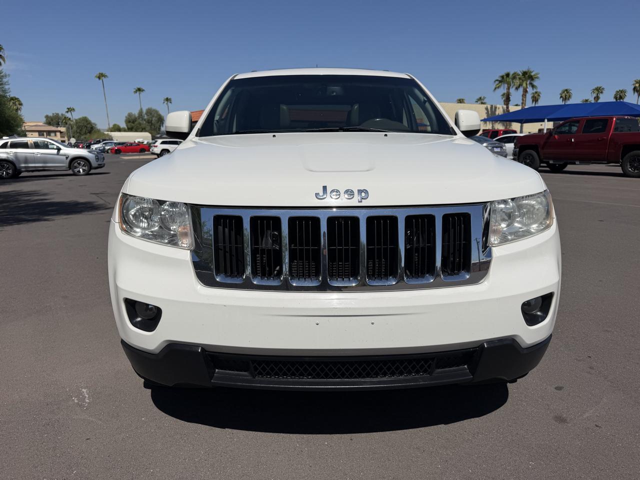Jeep Grand Cherokee Laredo 4WD 2011
