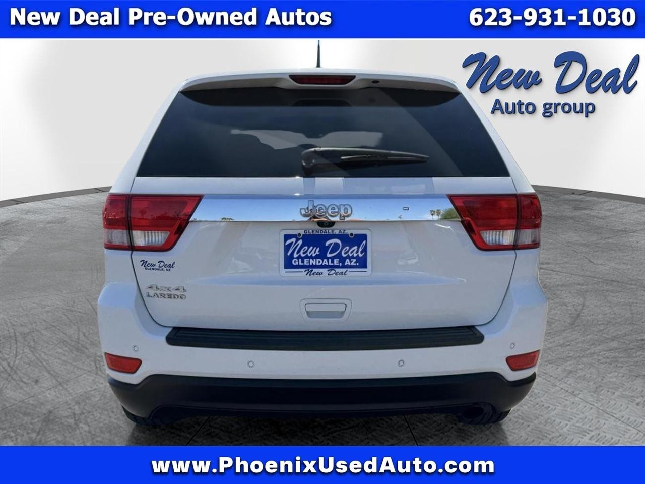Jeep Grand Cherokee Laredo 4WD 2011