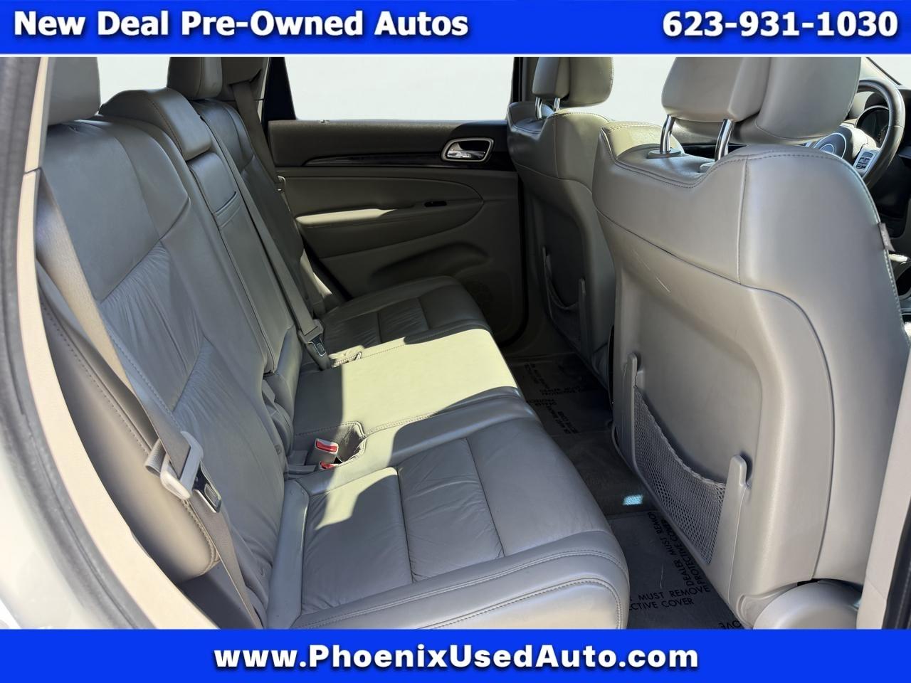 Jeep Grand Cherokee Laredo 4WD 2011