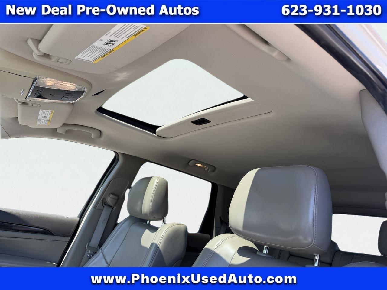 Jeep Grand Cherokee Laredo 4WD 2011