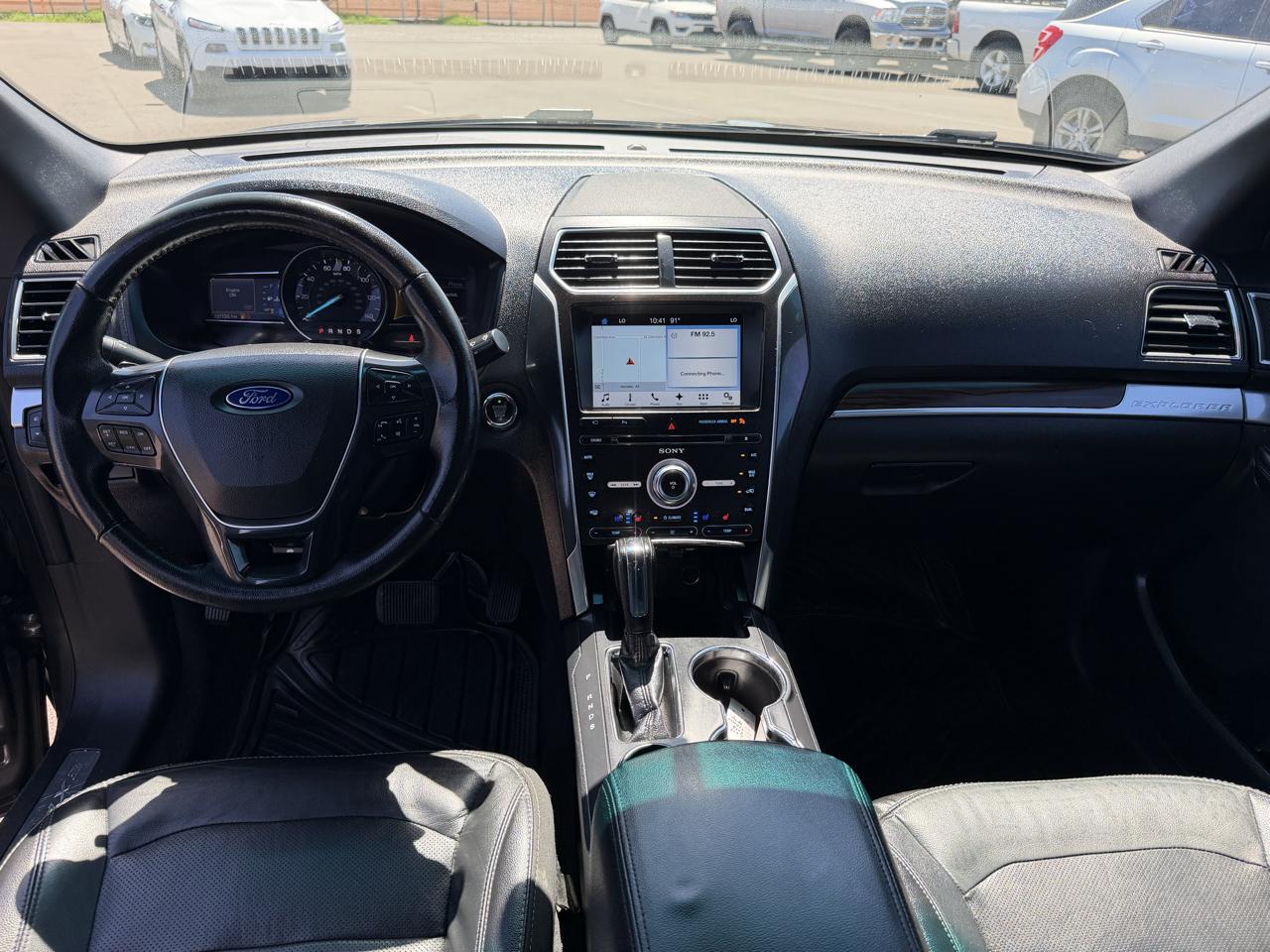 Ford Explorer Limited FWD 2017