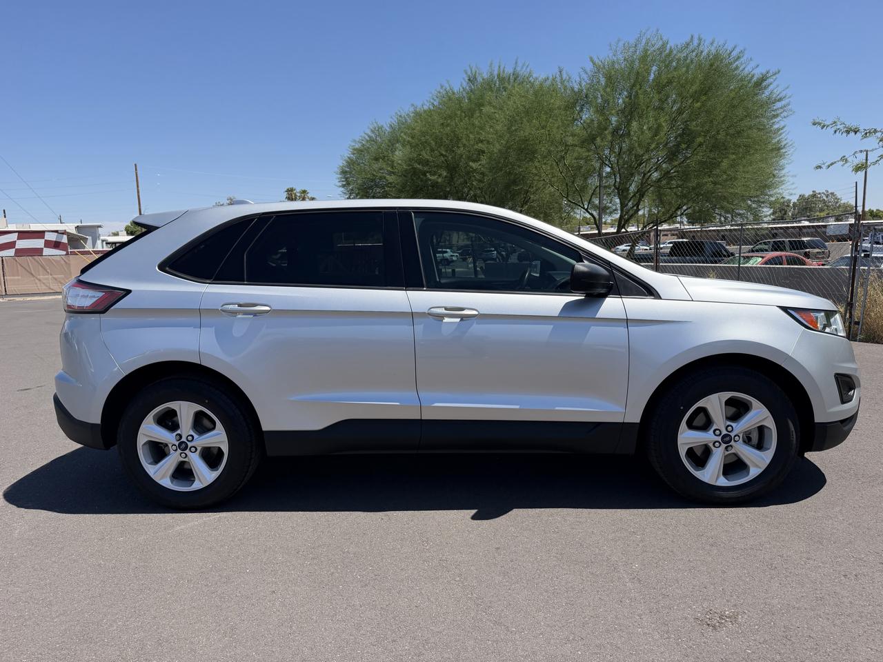 Ford Edge SE FWD 2018