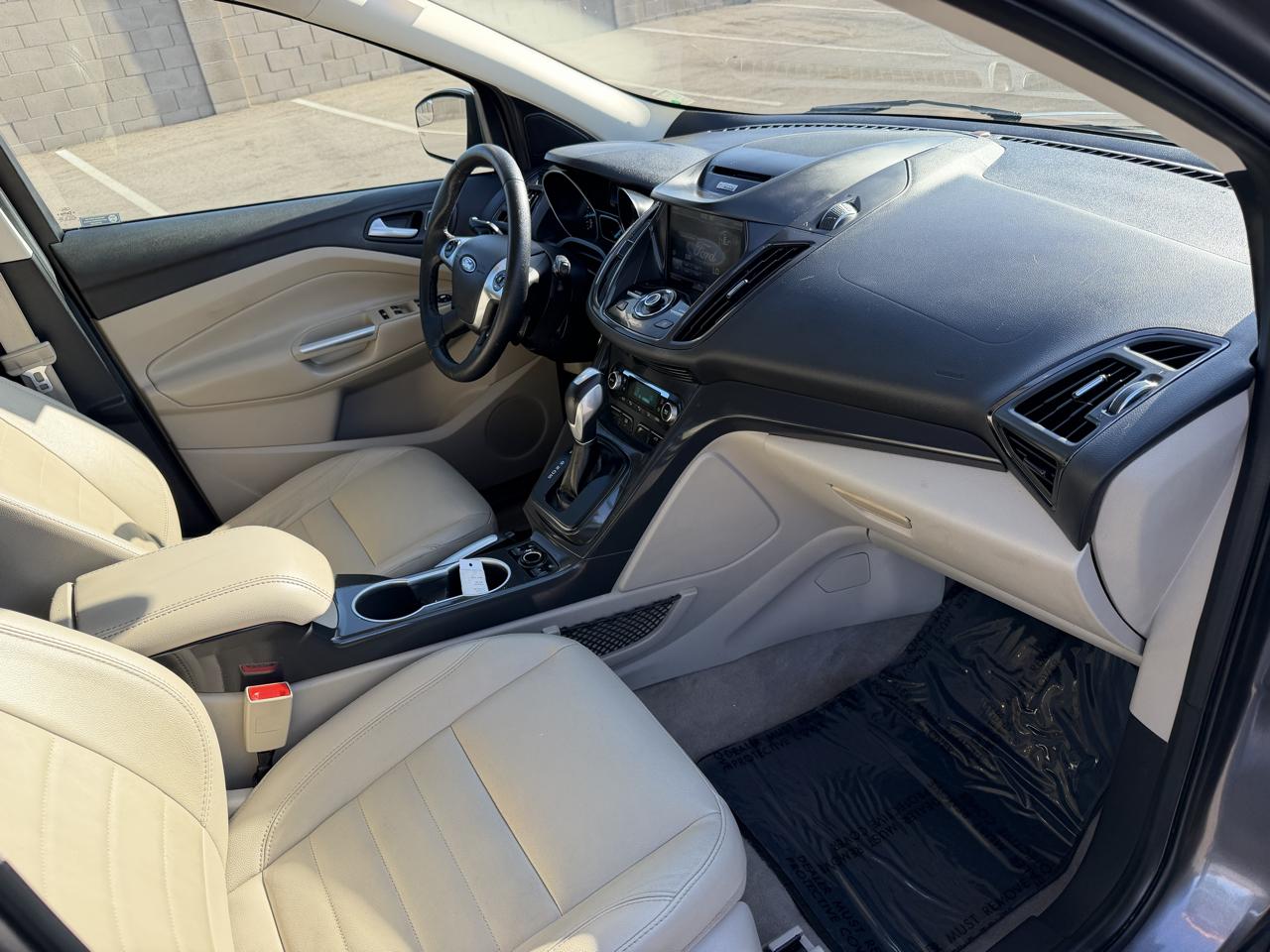 Ford Escape Titanium FWD 2014