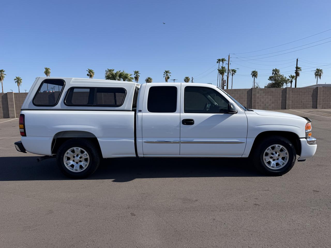 GMC Sierra 1500 2WD Double Cab 147" SLE 2005
