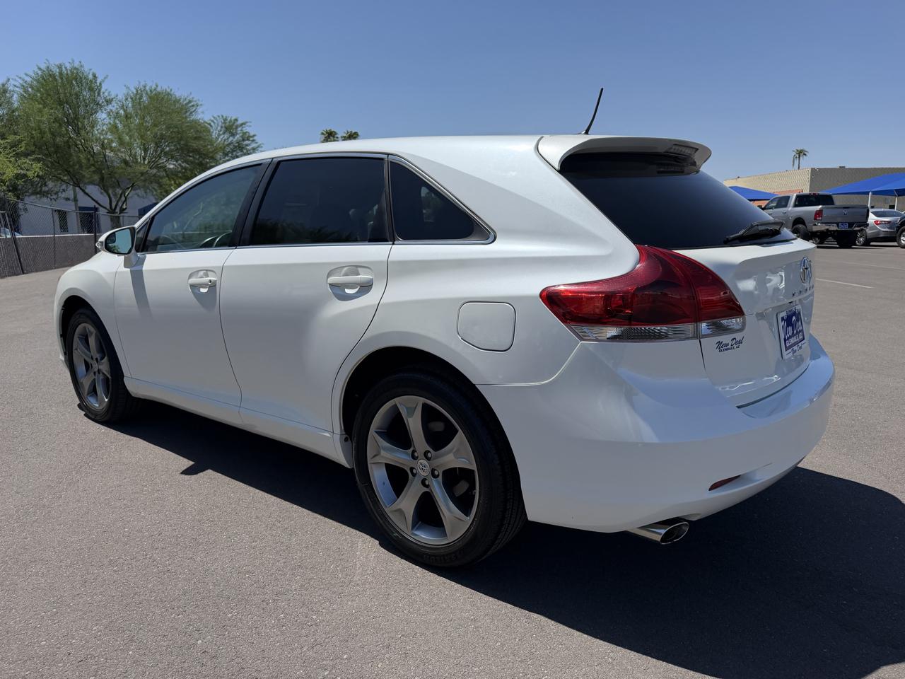 Toyota Venza LE V6 FWD 2014