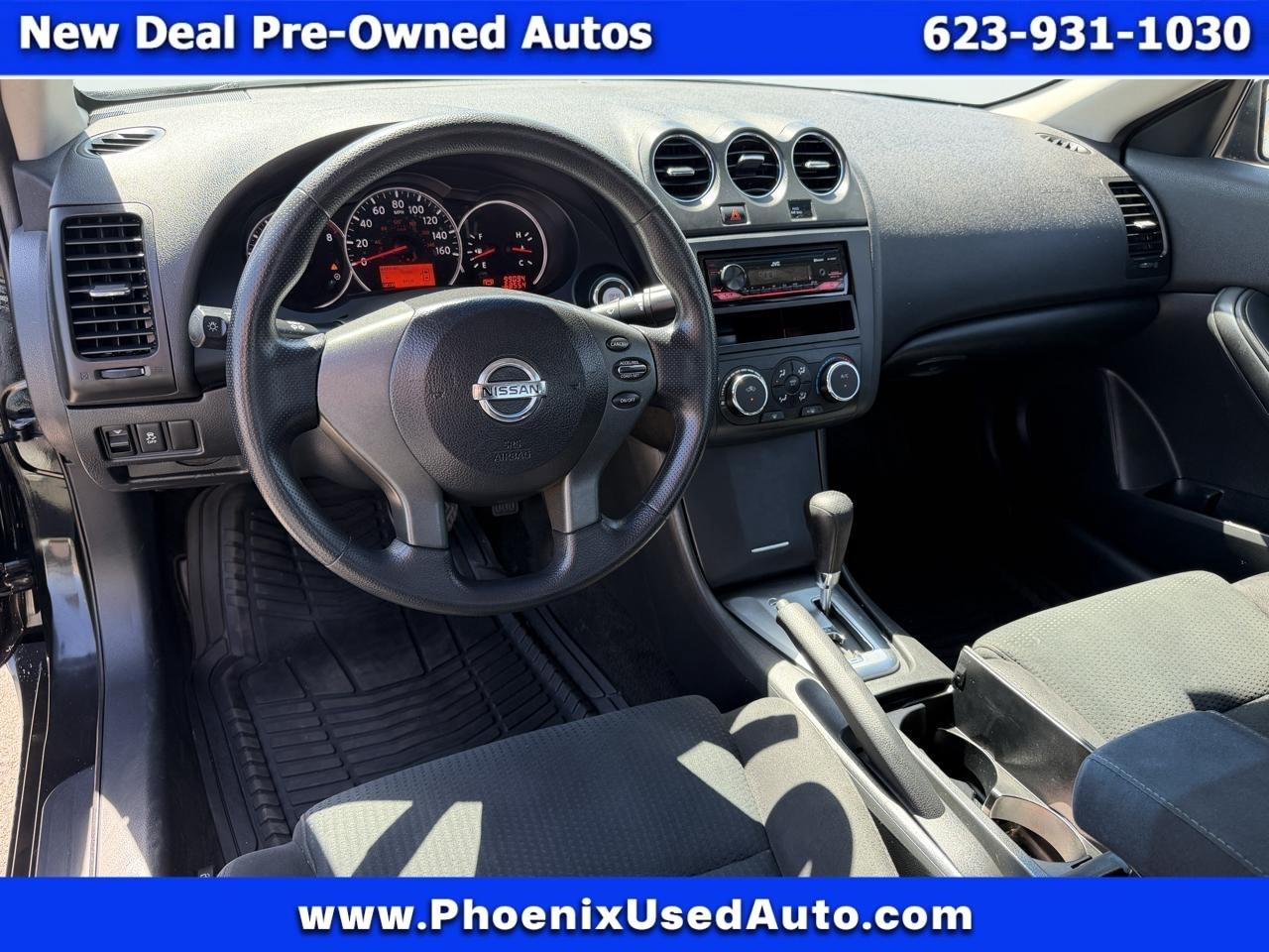 Nissan Altima 2.5 S CVT Coupe 2013