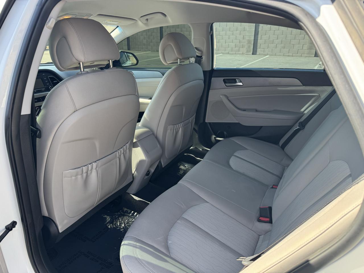 Hyundai Sonata Hybrid Base 2016