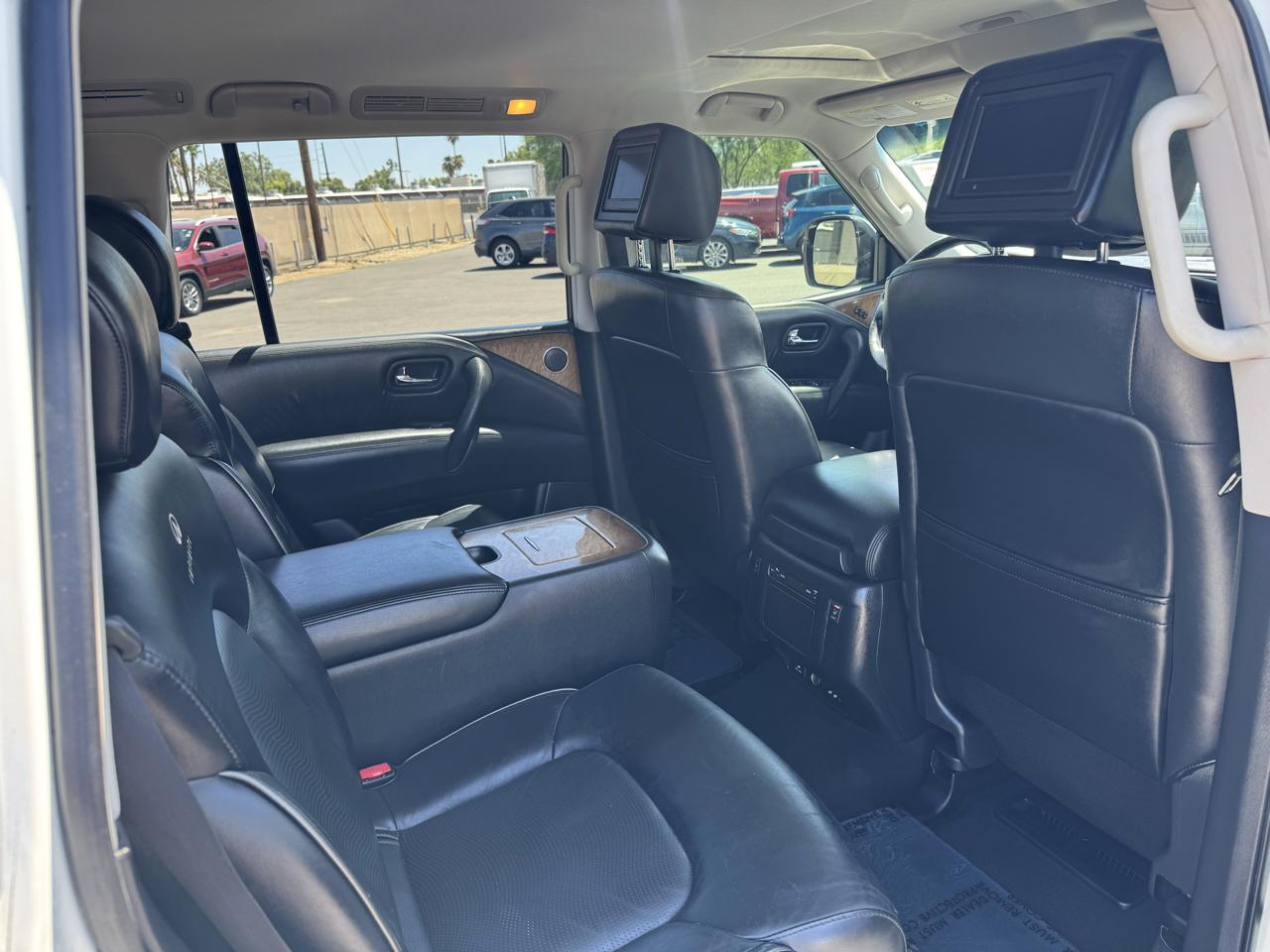 Infiniti QX80 2WD 2014