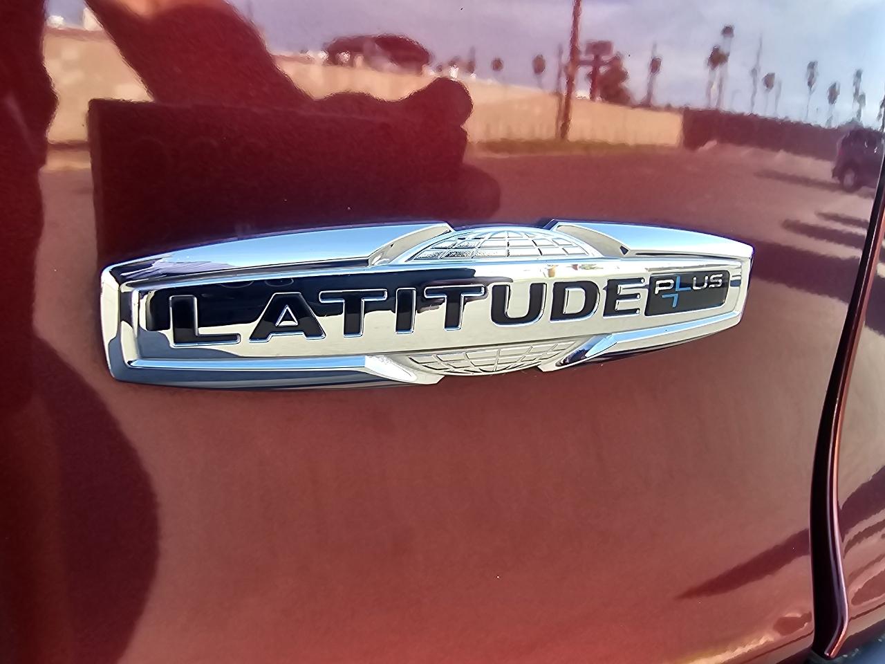Jeep Cherokee Latitude Plus FWD 2019