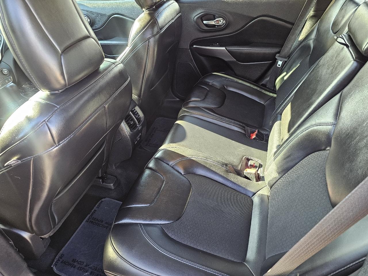Jeep Cherokee Latitude Plus FWD 2019
