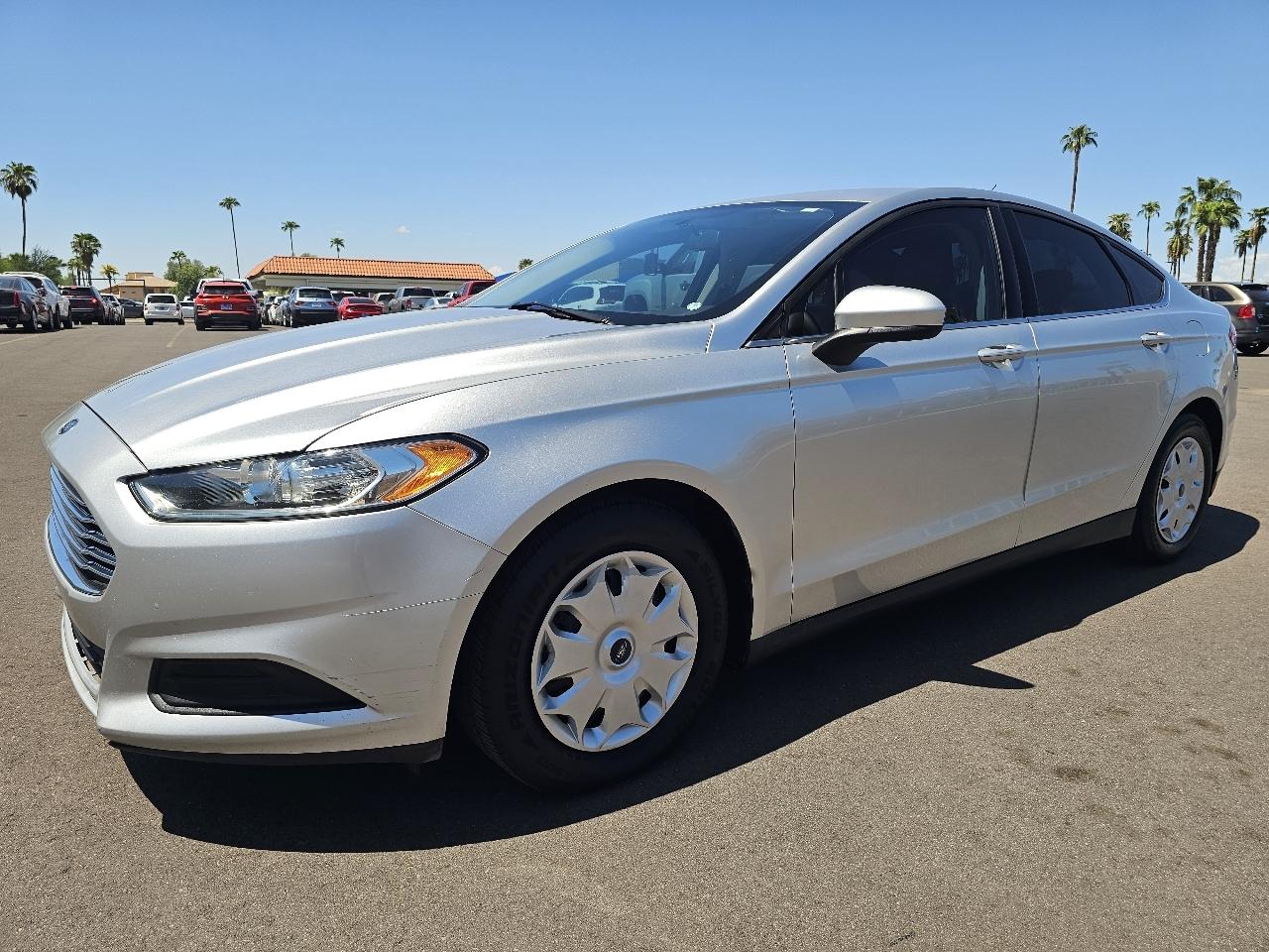 Ford Fusion S 2014