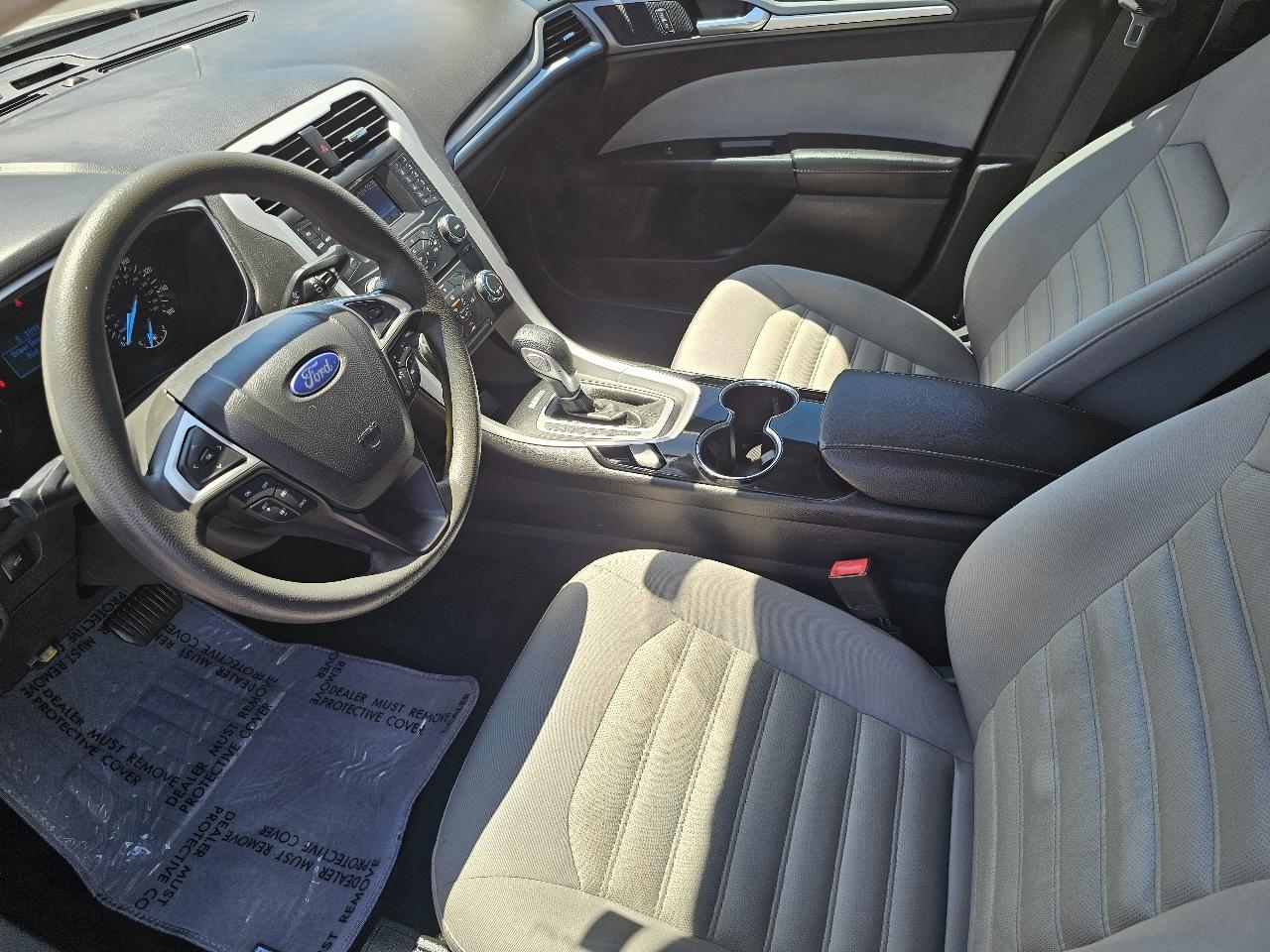 Ford Fusion S 2014