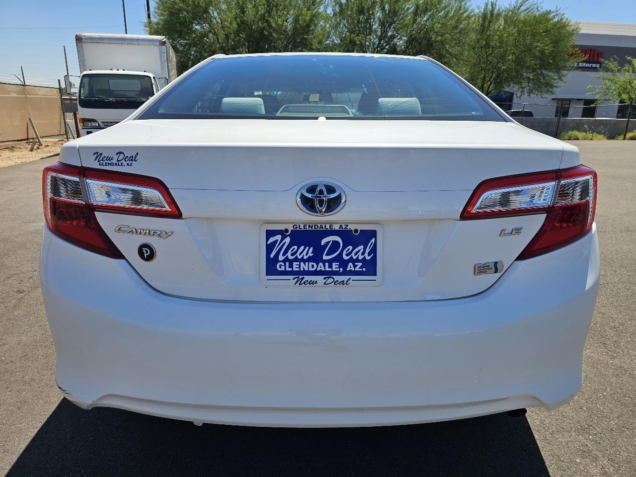 Toyota Camry Hybrid XLE 2013
