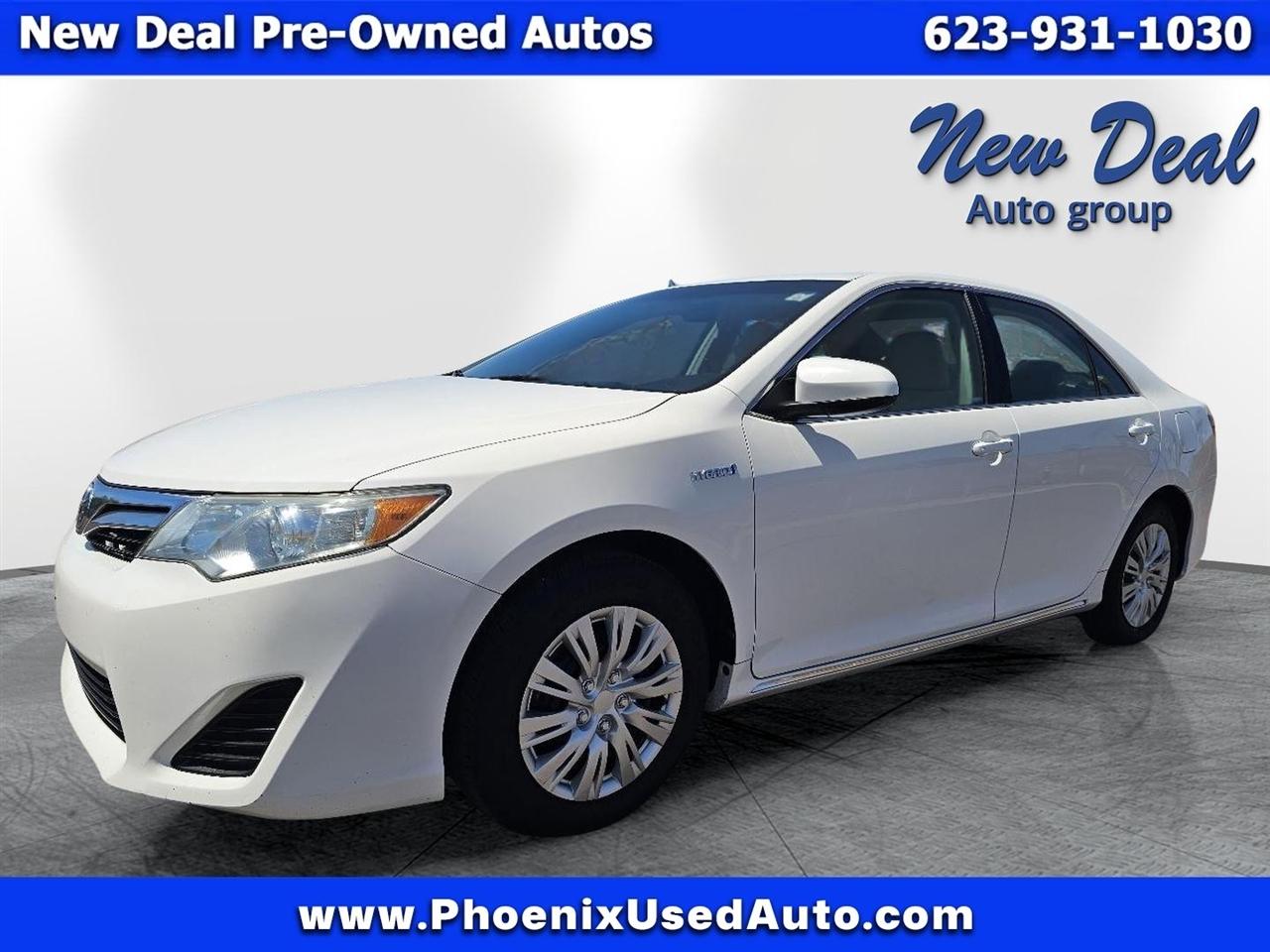 Toyota Camry Hybrid XLE 2013