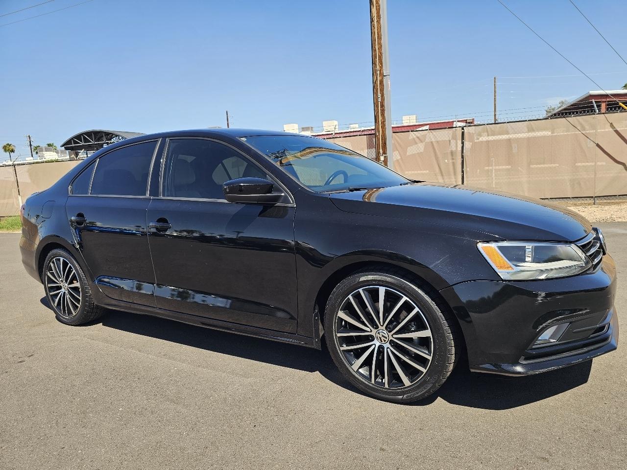 Volkswagen Jetta SE 5M 2016