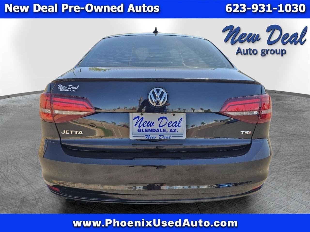 Volkswagen Jetta SE 5M 2016