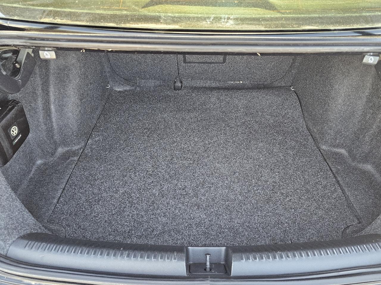 Volkswagen Jetta SE 2014