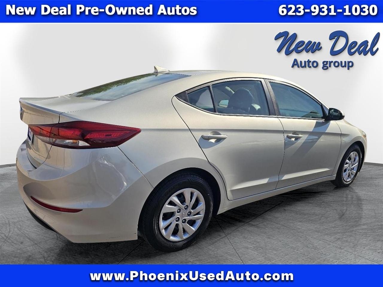 Hyundai Elantra SE 6AT 2017