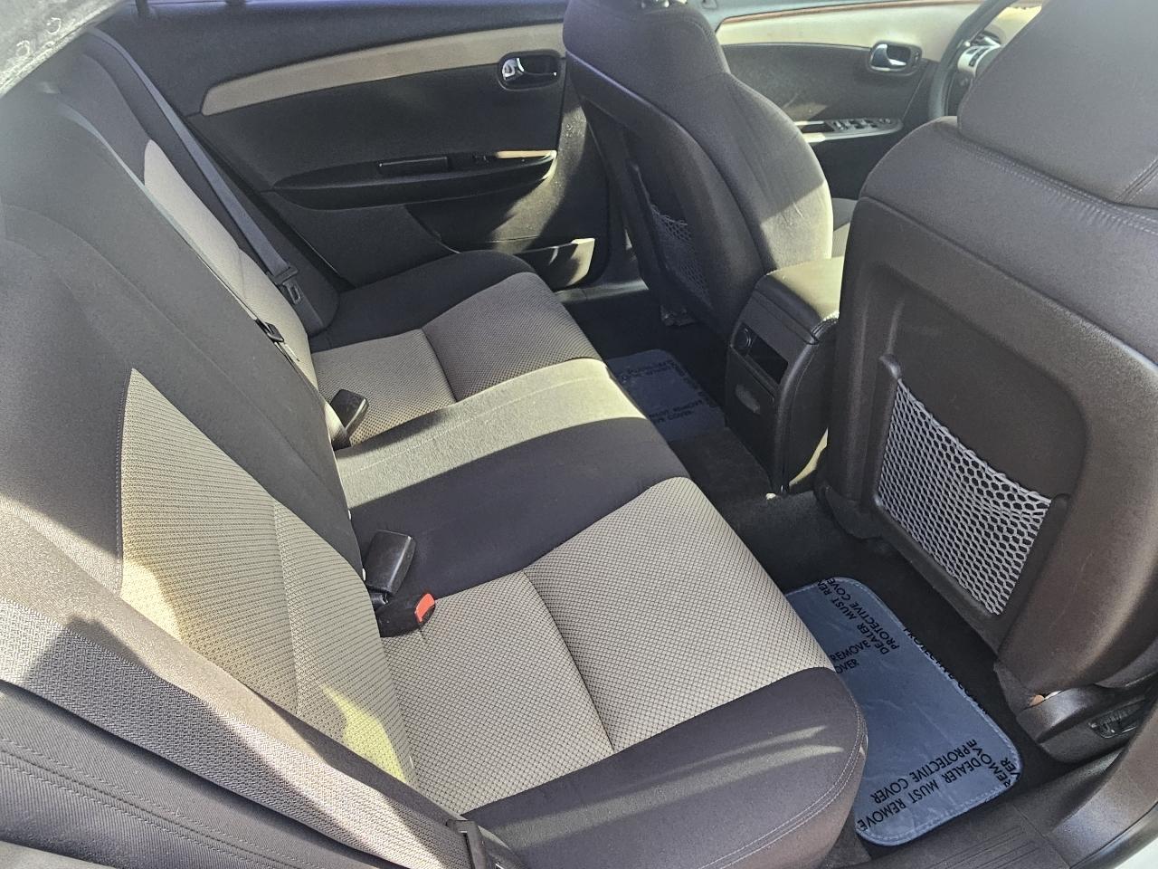 Chevrolet Malibu 1LT 2012