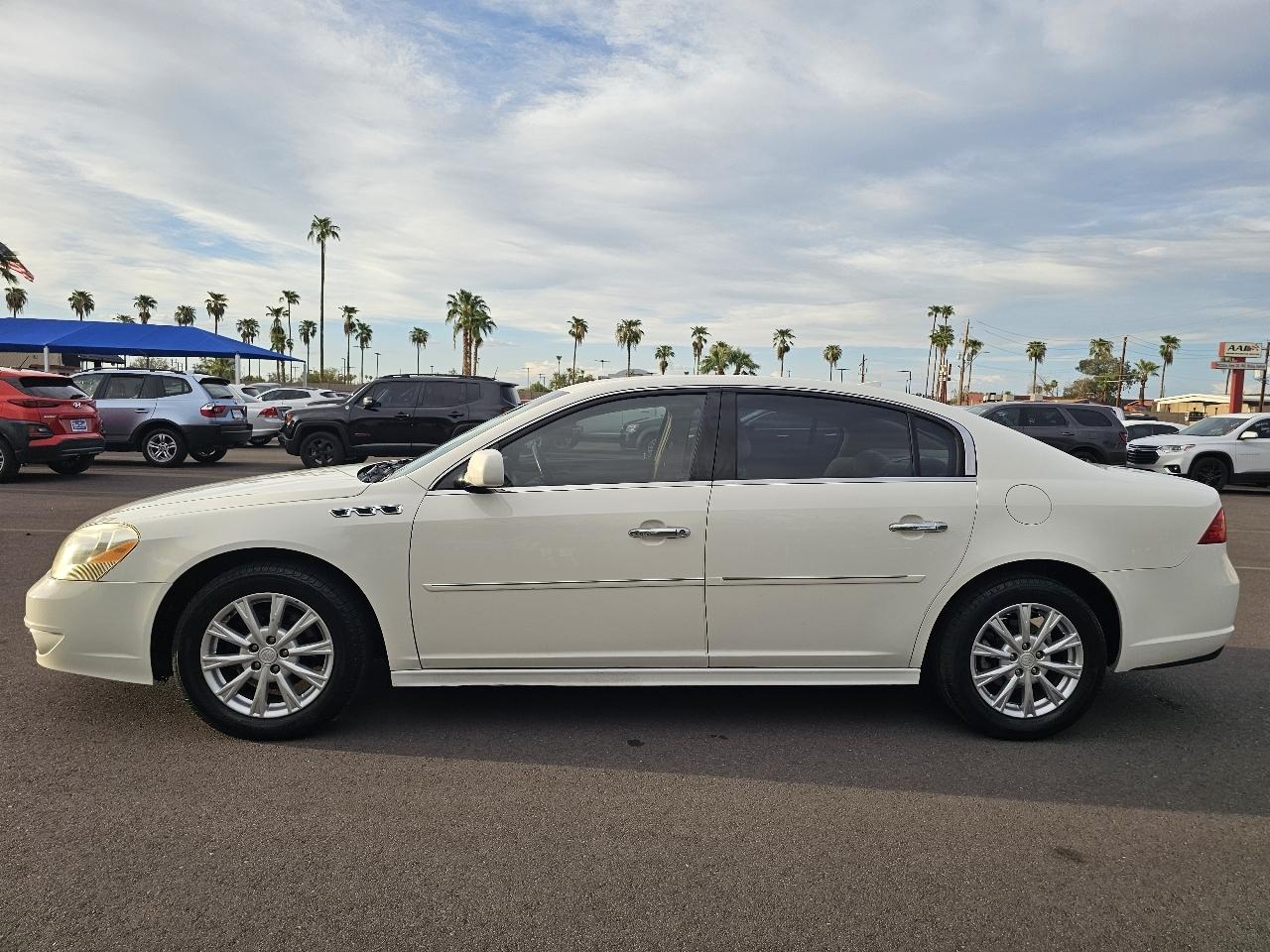 Buick Lucerne CX 2011
