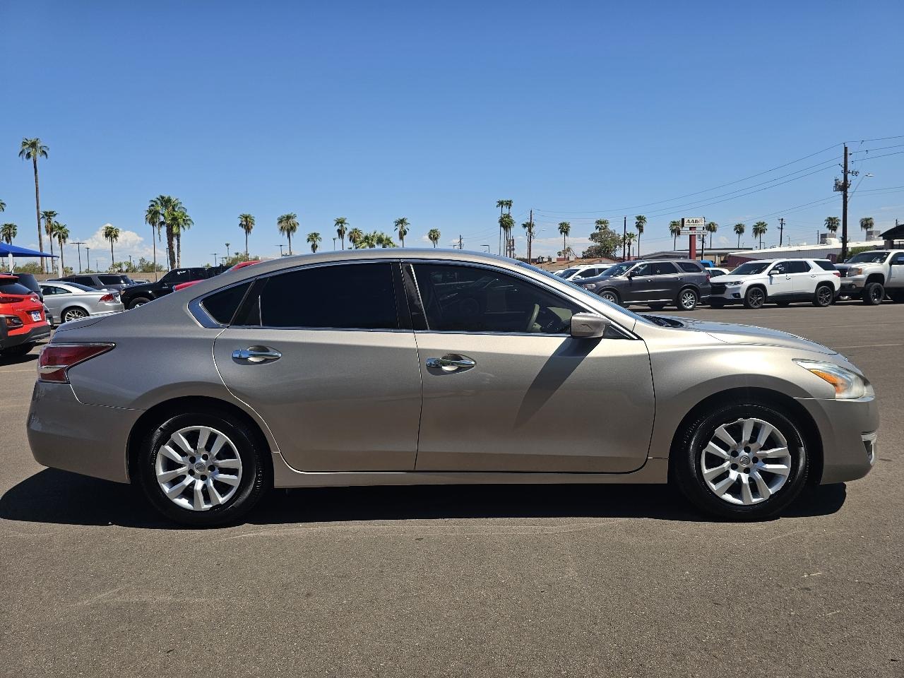 Nissan Altima 2.5 SV 2015