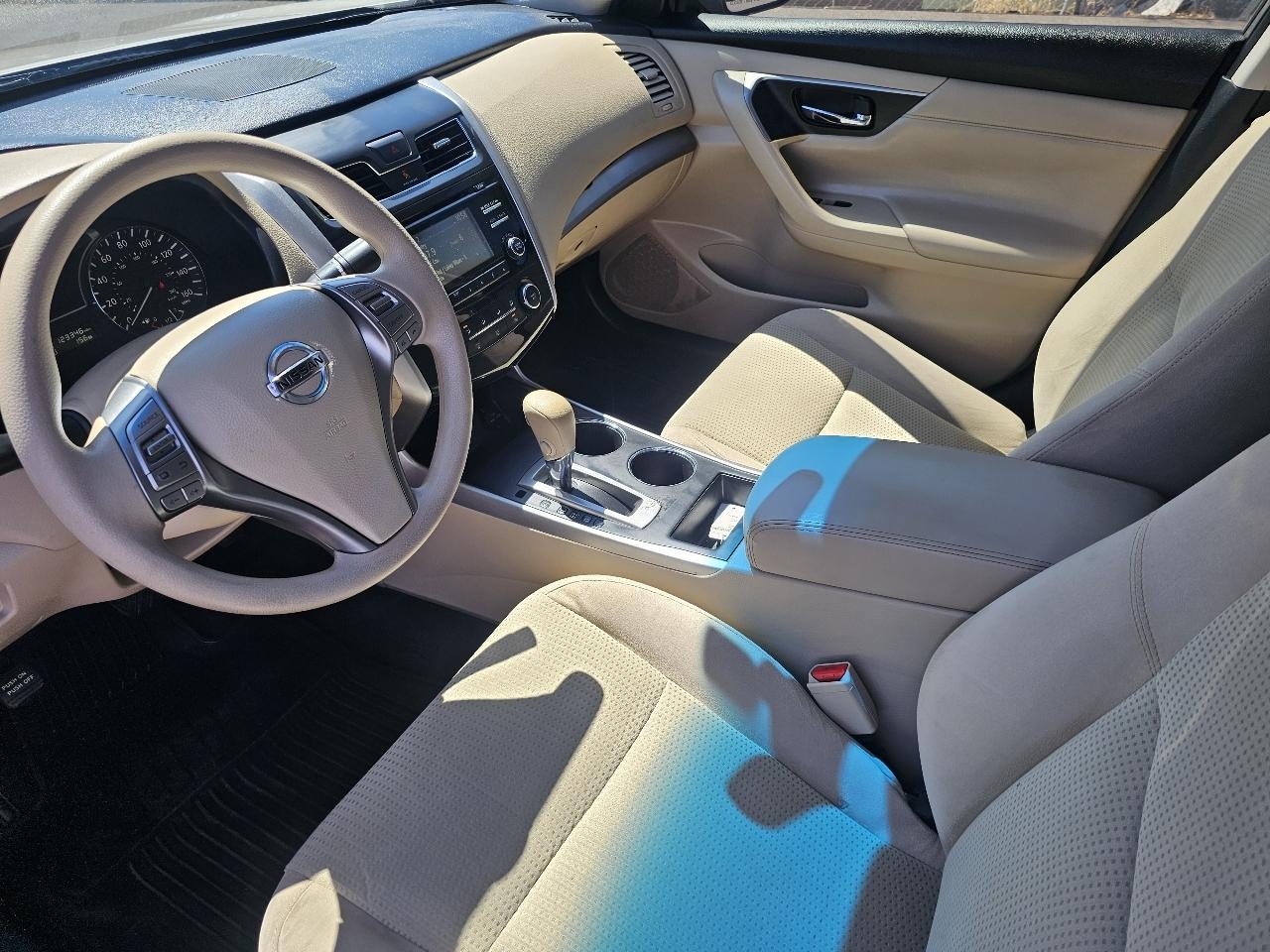 Nissan Altima 2.5 SV 2015