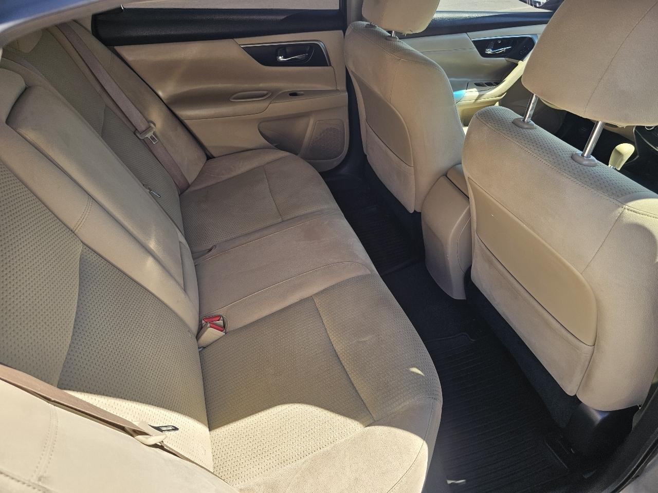 Nissan Altima 2.5 SV 2015
