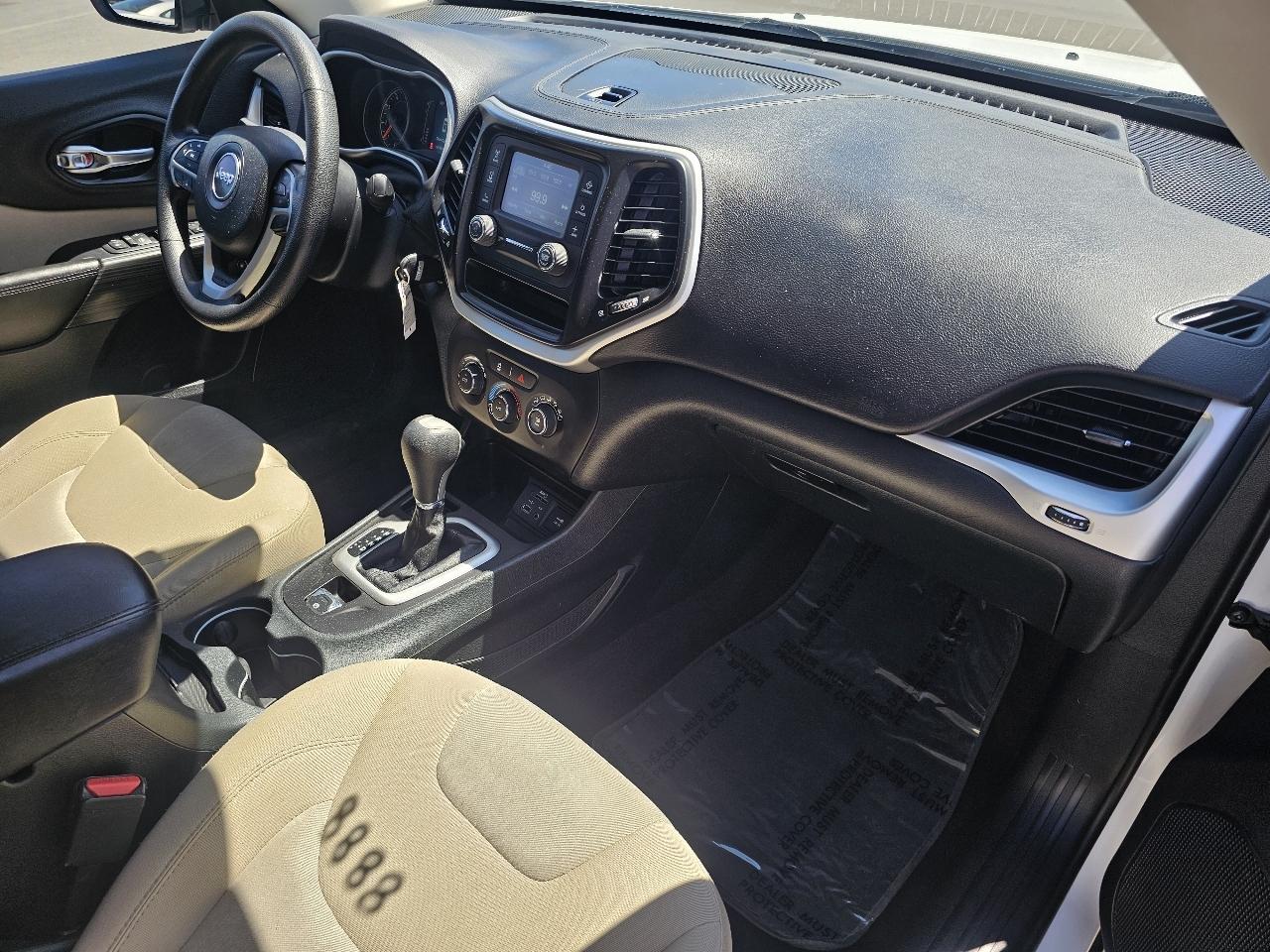 Jeep Cherokee Sport FWD 2016