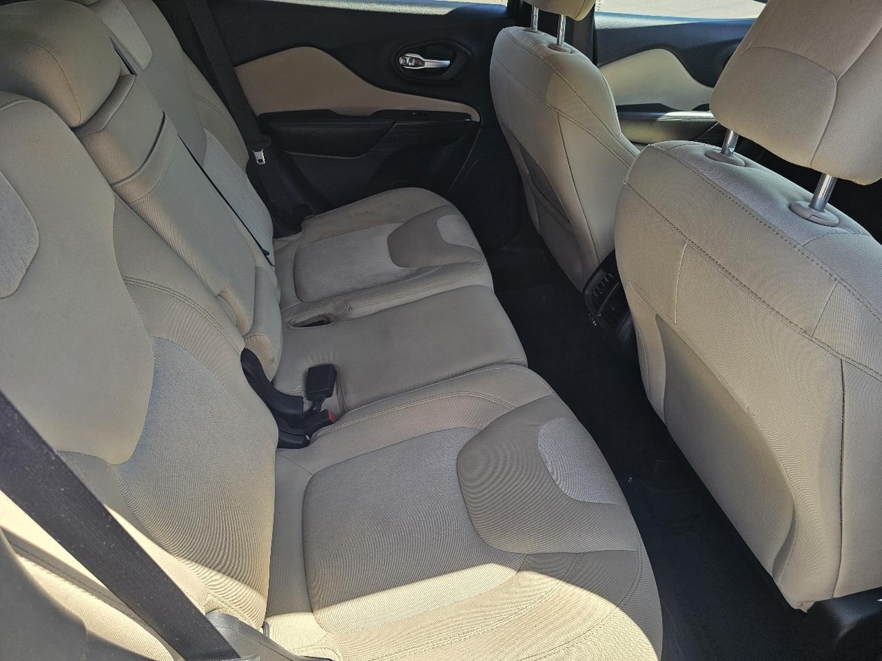 Jeep Cherokee Sport FWD 2016