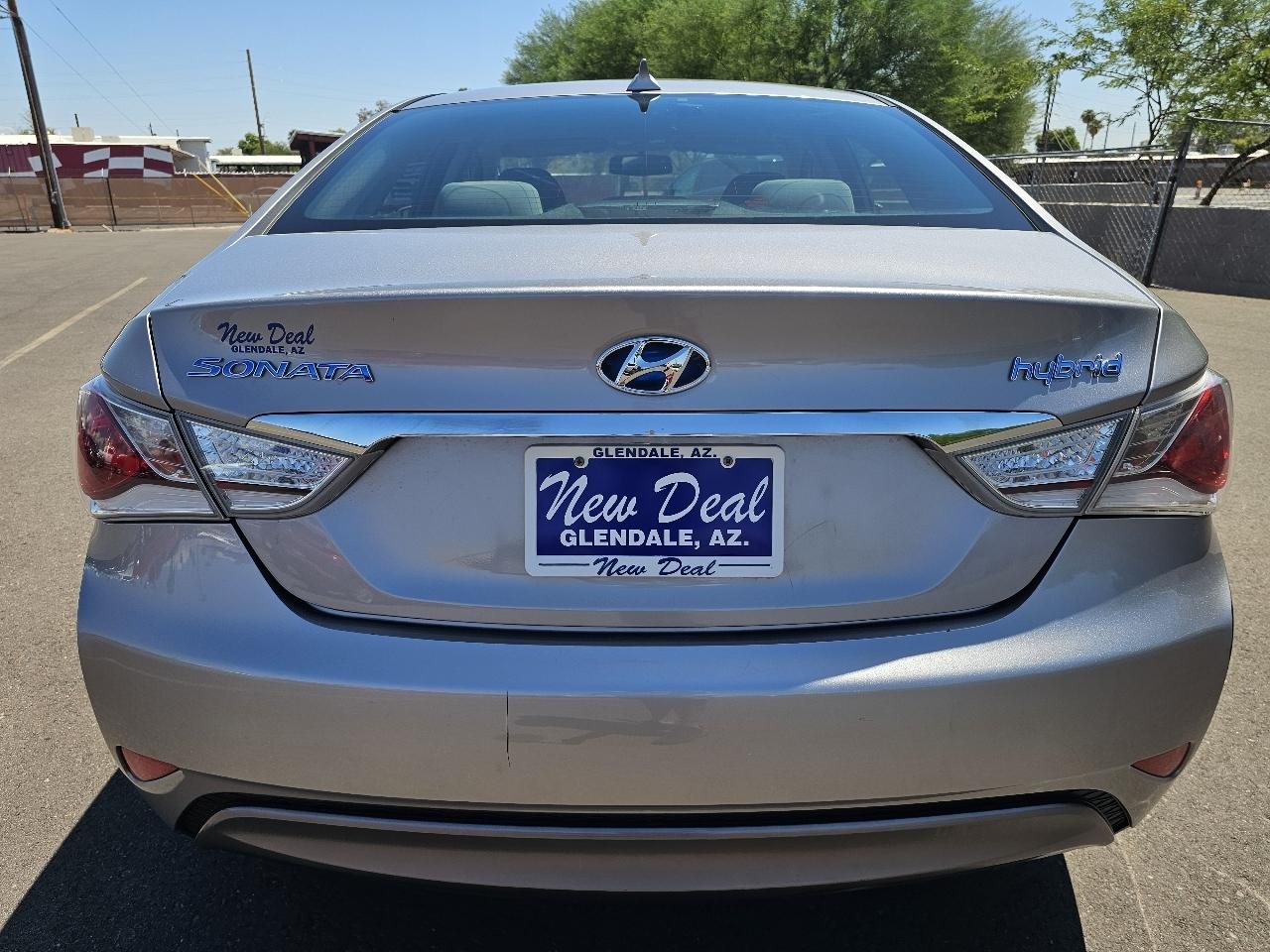 Hyundai Sonata Hybrid Sedan 2013